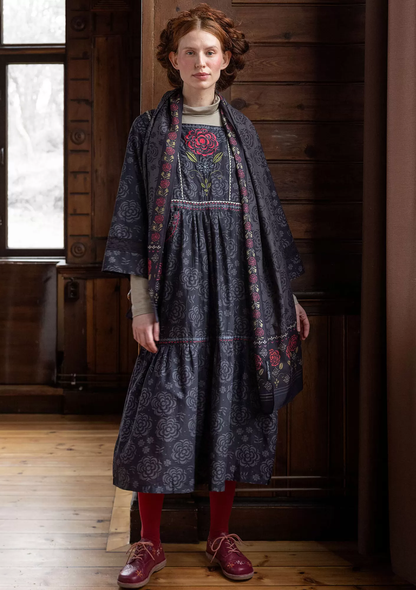 Gudrun Sjödén Kangasmekko "Kamelia" ekopuuvillaa ja silkkiä- Mekot