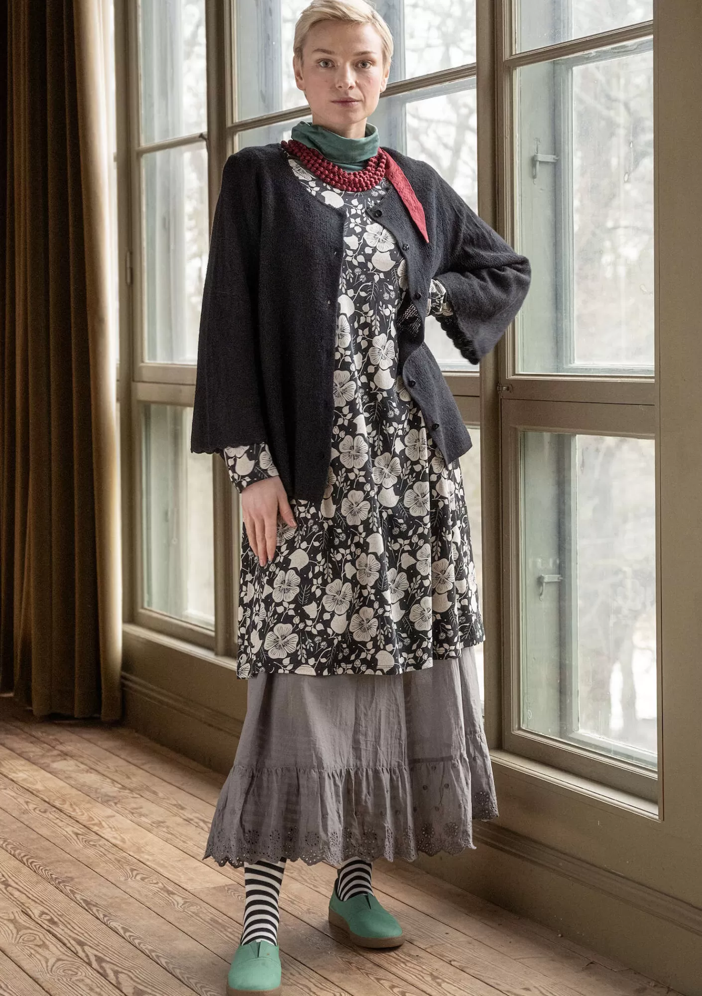 Gudrun Sjödén Trikoomekko "Höstanemone" ekopuuvillaa ja modaalia- Mekot